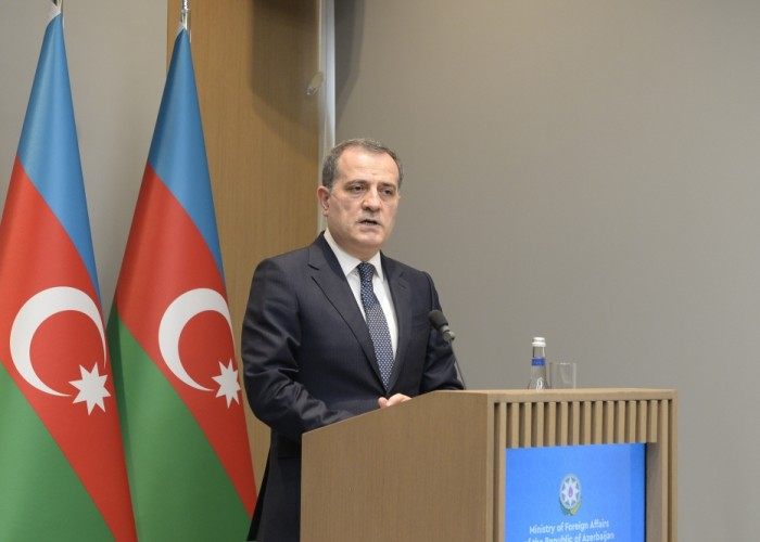 “Ukraynada vəziyyət narahatlıq yaradır" - Ceyhun Bayramov