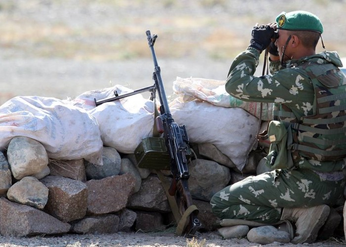 Tacikistan və Qırğızıstan sərhədçiləri arasında ATIŞMA