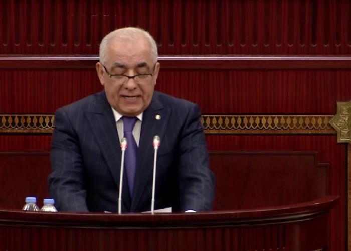 Baş nazir Milli Məclisdə hesabat verir