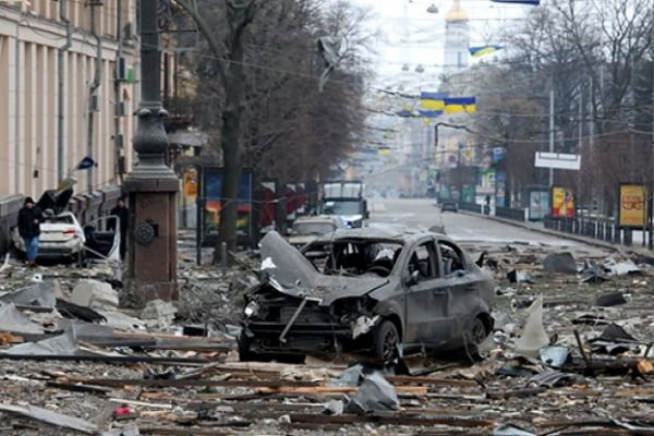 Xarkovun bombalanmasında Rusiyaya yardım edən ukraynalı qadın TUTULDU