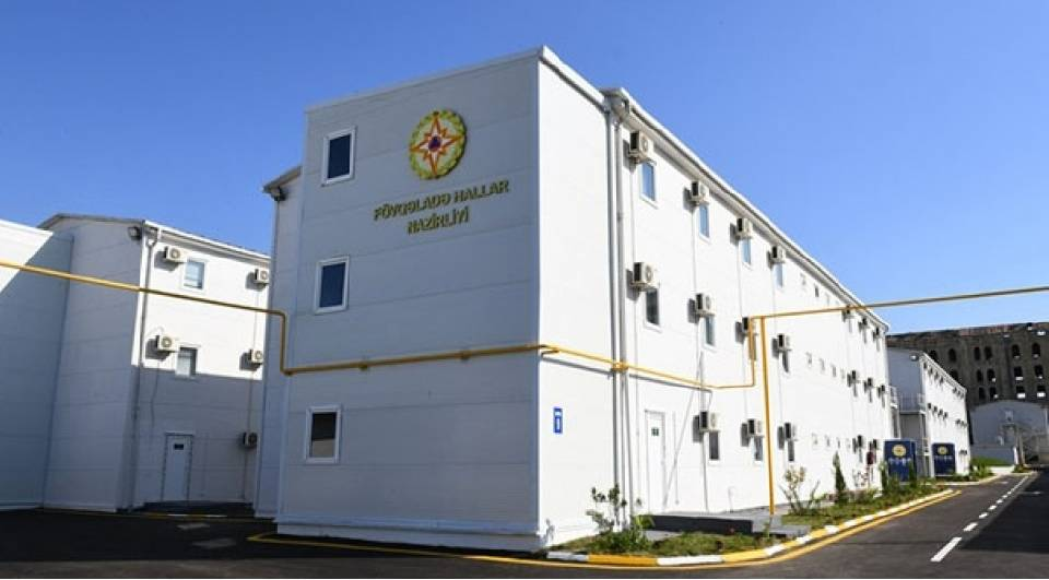 FHN-in hospitalında maaşlar ödənilmir?