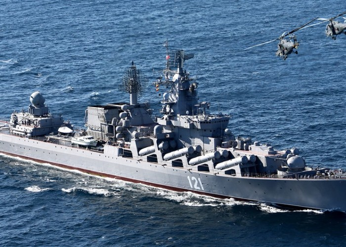 Rusiyanın "Moskva" gəmisi VURULDU