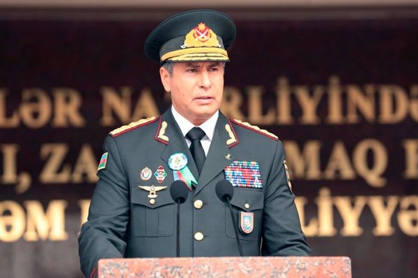 Nazir tanınmış polis rəisini vəzifəsindən AZAD ETDİ (FOTO)