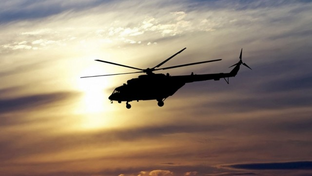 Rusiyada helikopter qəzası: Ölən var (VİDEO)