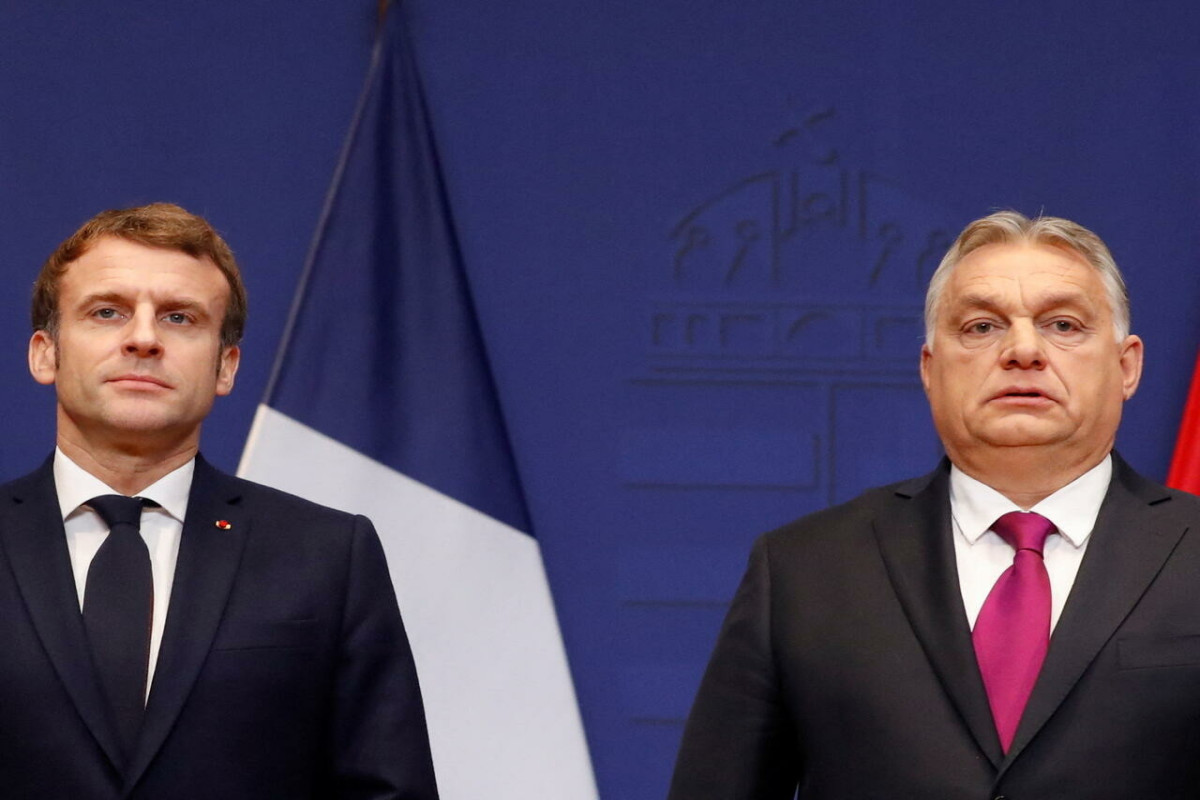 Makron və Orban Rusiya neftinə embarqo təklifini müzakirə edib