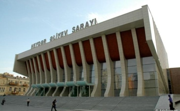 Azərbaycanda nazir müavininin sevgilisinə görə dava düşdü