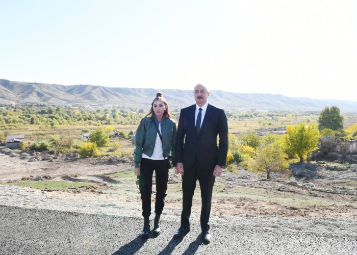 Prezident və xanımına Zəngilan şəhərinin Baş planı təqdim olundu
