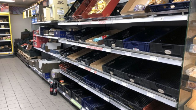 Almaniyada son 70 ilin ən yüksək inflyasiya səviyyəsi - Marketlərdə un tapılmır