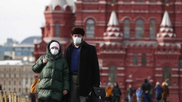 Rusiyada iki gündə koronavirusa 11 mindən çox insan yoluxub