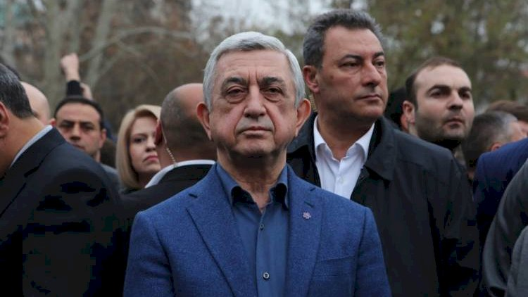 Sarkisyanın “Facebook“da saxta səhifəsi var