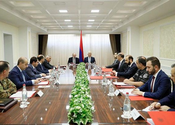 Paşinyan Təhlükəsizlik Şurasını ÇAĞIRDI