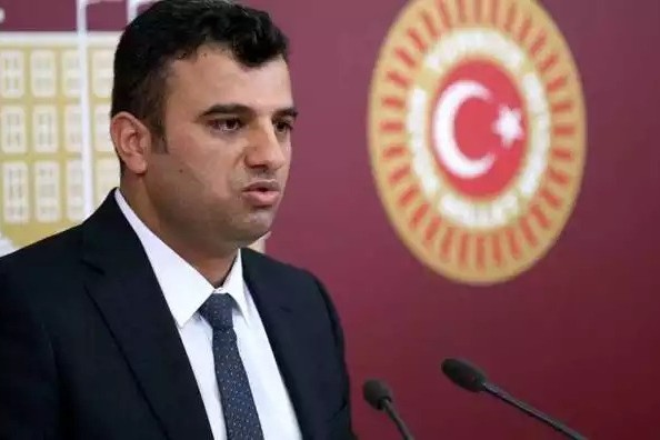 Türkiyədə millət vəkilləri qəzaya düşdü: Ölən var