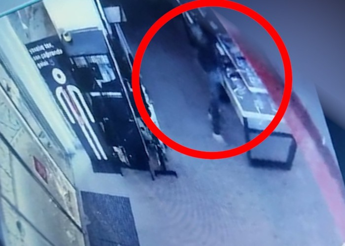 Bakıda 13 ədəd "İphone" oğurlandı