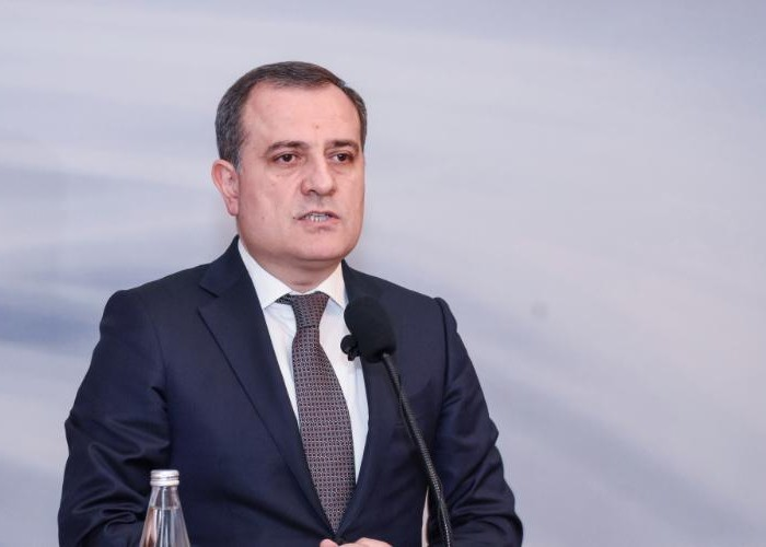 Laçın yolundakı son vəziyyətlə bağlı brifinq keçirilir
