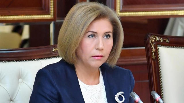 Bahar Muradova Milli Məclisdə hesabat verir