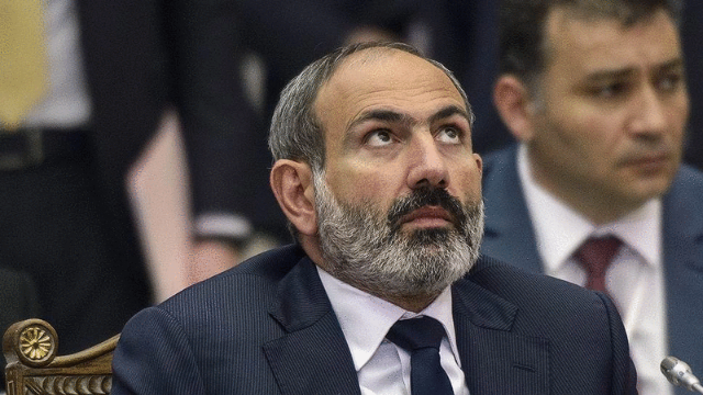 Paşinyan Rusiyaya getdi