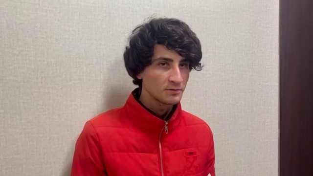 Əvvəllər işlədiyi məzar daşı sexindən oğurluq etdi