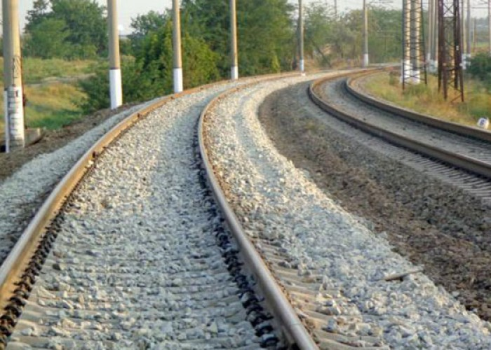 Bakıda qatarın kişini vurması ilə bağlı cinayət işi başlandı