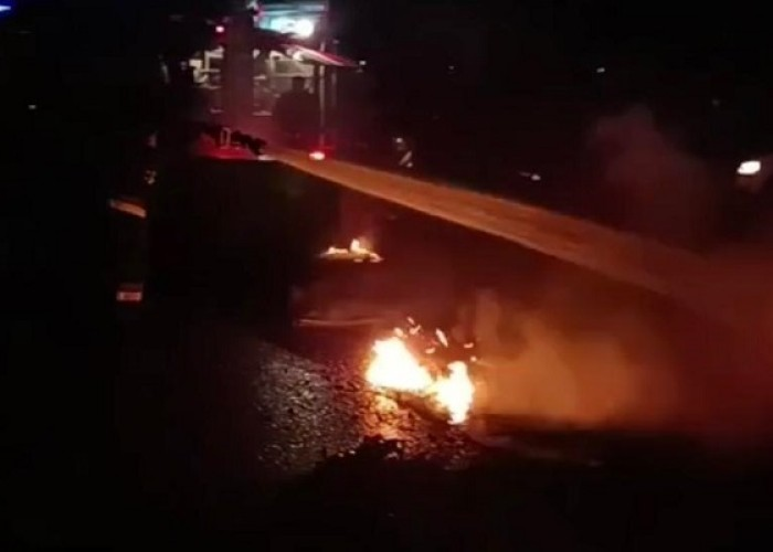 Bakı-Quba yolunda TIR yandı