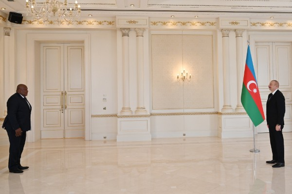 Prezident yeni səfirlərin etimadnamələrini qəbul etdi