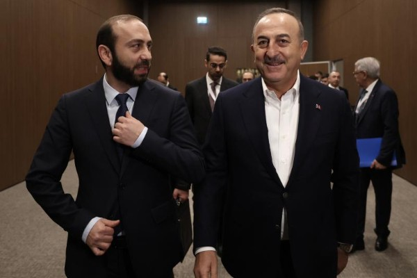 Mirzoyanla Çavuşoğlu arasında görüş başladı - YENİLƏNİB