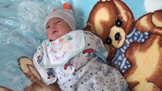 Ağalı kəndinin ilk körpəsi