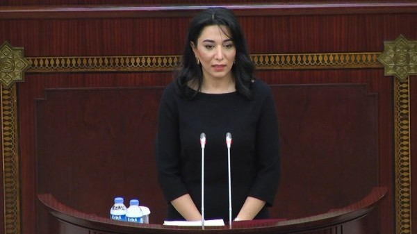 Ombudsman parlamentdə hesabat verir