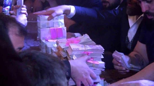 Toyda toplanan pul heyrət doğurdu