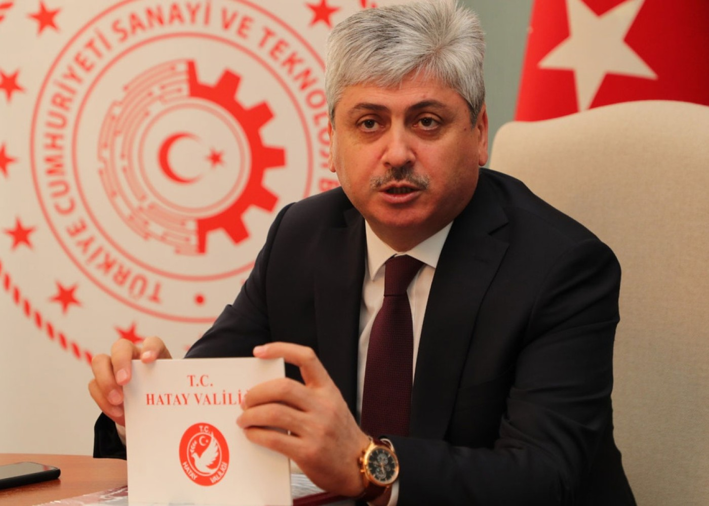 Hatay meri buna görə istefa verdi