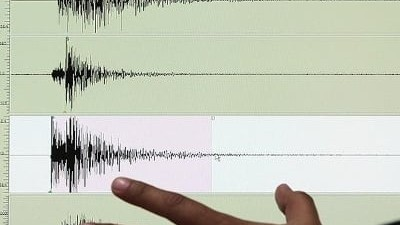 İndoneziyada güclü zəlzələ oldu