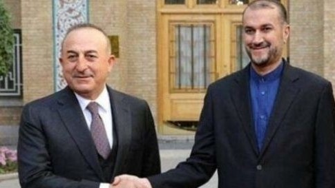 Çavuşoğlu iranlı həmkarı ilə danışdı