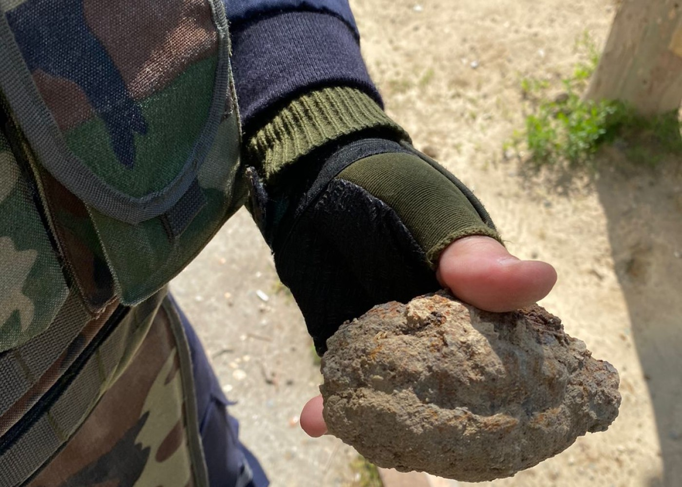Bakıda küçədən əl qumbarası tapıldı