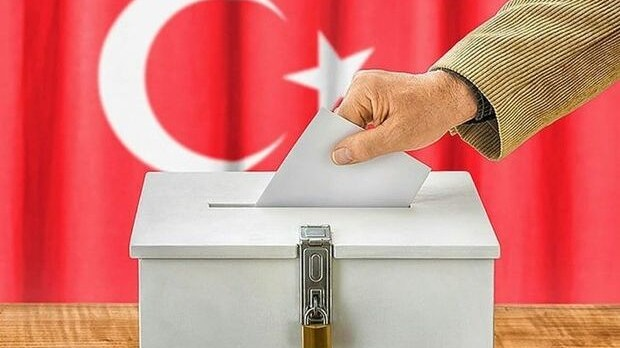 Türkiyədə namizəd siyahısı təsdiqləndi