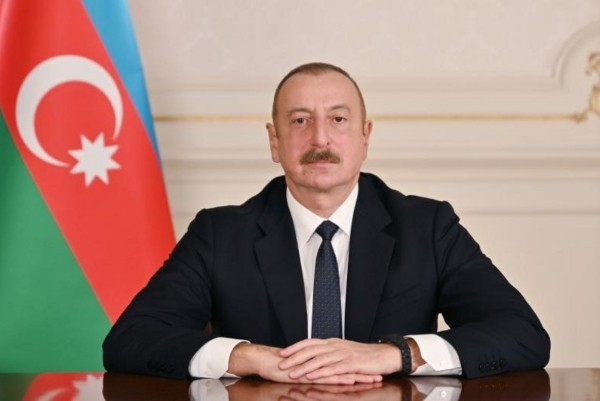 İlham Əliyev Gürcüstanın müdafiə nazirini qəbul edib - YENİLƏNİB