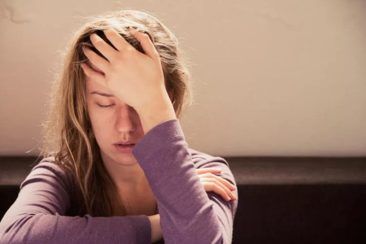 Mövsümi dəyişikliklərə diqqət yetirin - Depressiyada ola bilərsiniz