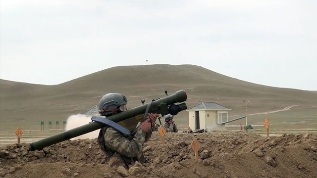 HHM-in döyüş atışlı təlimi
