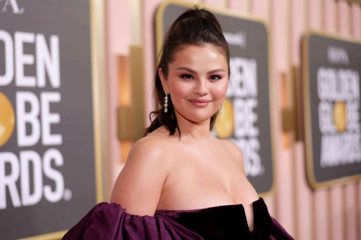 Selena Qomes yeni sevgilisindən də ayrıldı