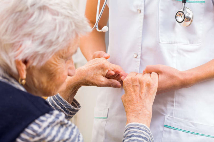 Qadınların Alzheimer xəstəliyinə tutulma SƏBƏBLƏRİ