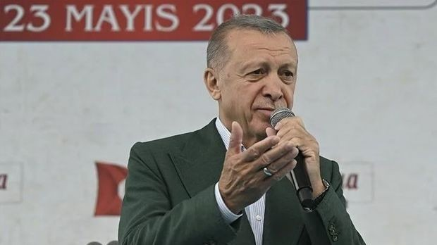 Ərdoğan balkon çıxışı edib