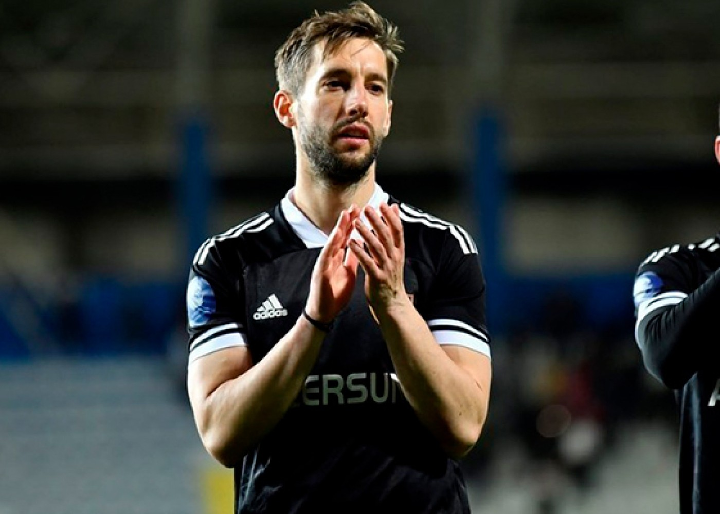 Ozobiç "Qarabağ"dan gedir