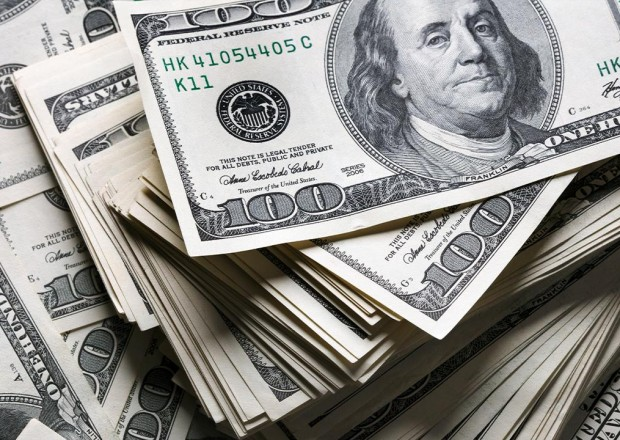 Türkiyədə dollar yeni həftəyə anti-rekordla başladı