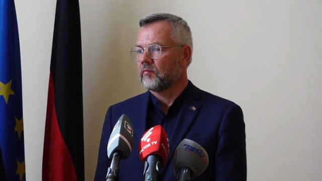 "Rusiya hökuməti Ermənistanı tərk etdi" - Alman deputat