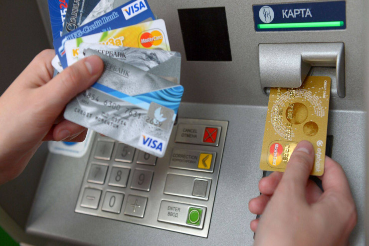 Bakıda kartdan külli miqdarda pul oğurlandı