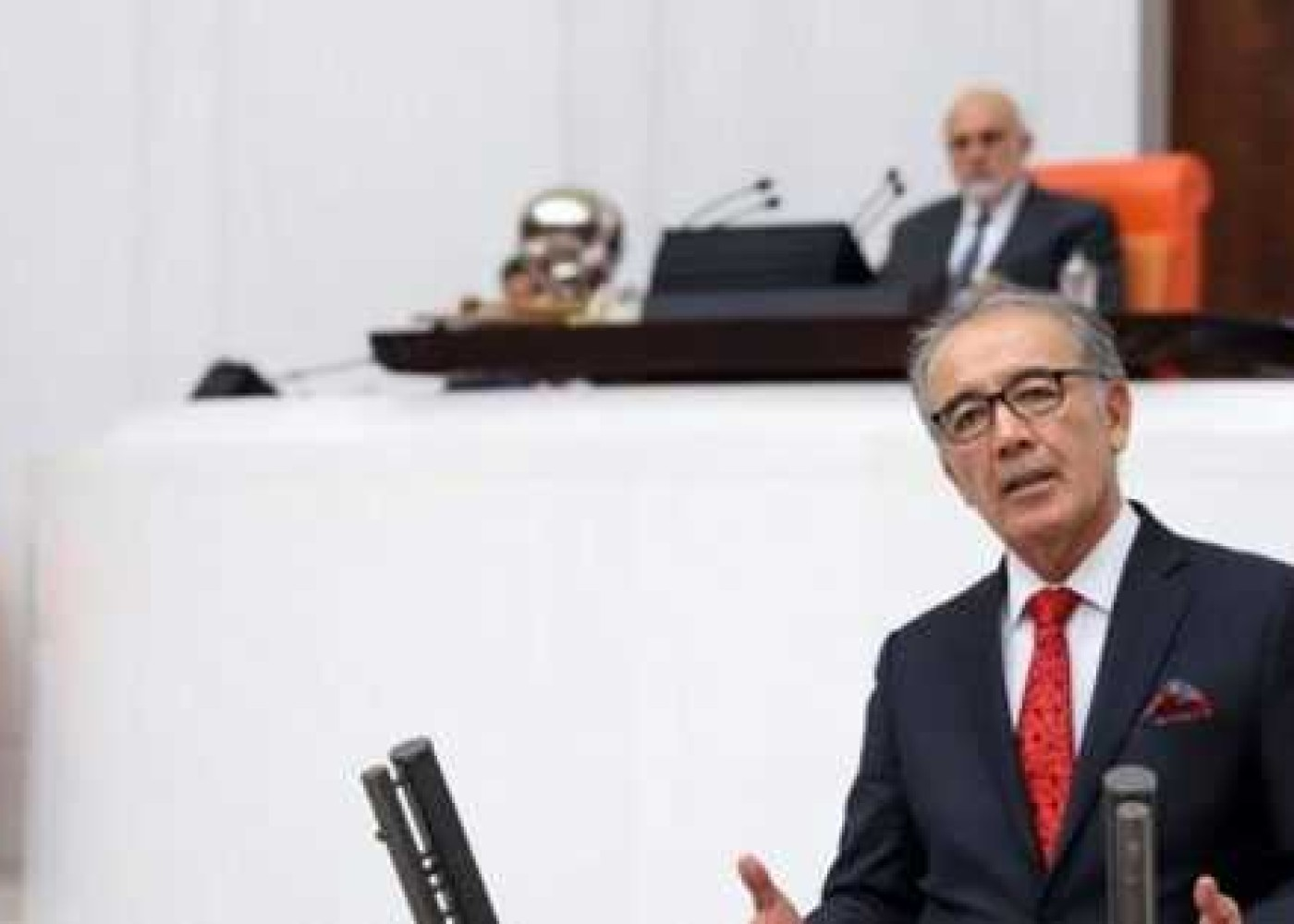 Türkiyəli deputat İYİ Partiyadan istefa verdi