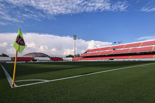 İtaliya klubu Berluskoniyə görə stadionun adını dəyişəcək