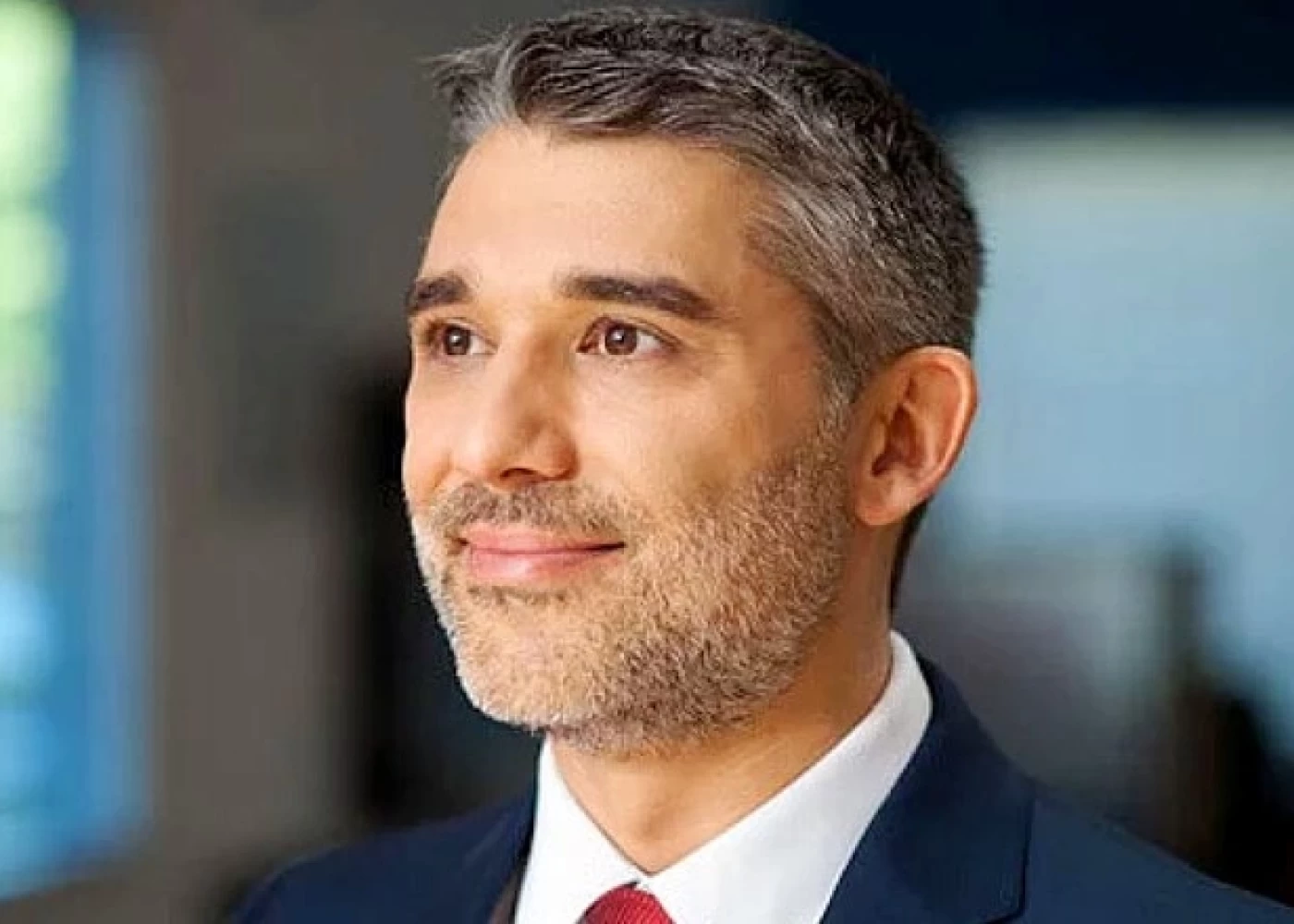 İYİ Partiyanın qurucularından biri istefa verdi
