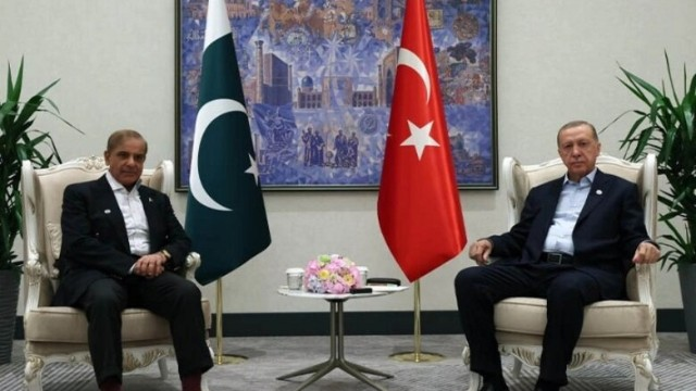 Ərdoğan Şahbaz Şərifə başsağlığı verdi