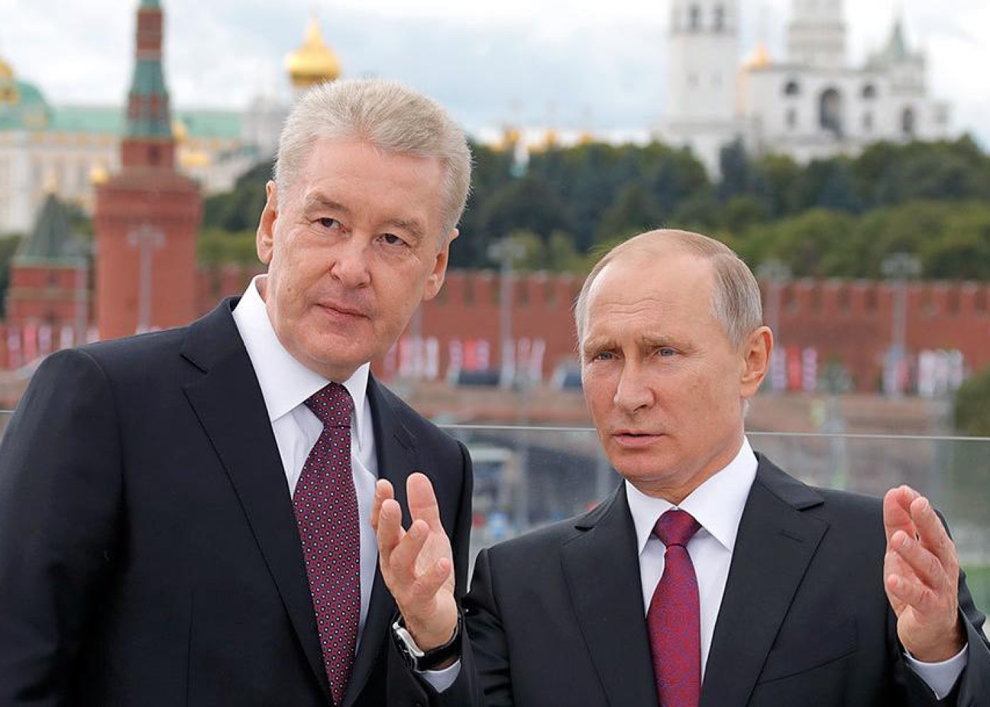 Putin 65 yaşını qeyd edən Moskva merini belə təbrik etdi