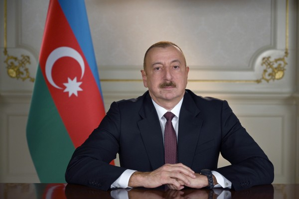 İlham Əliyev Azərbaycan xalqını təbrik edib