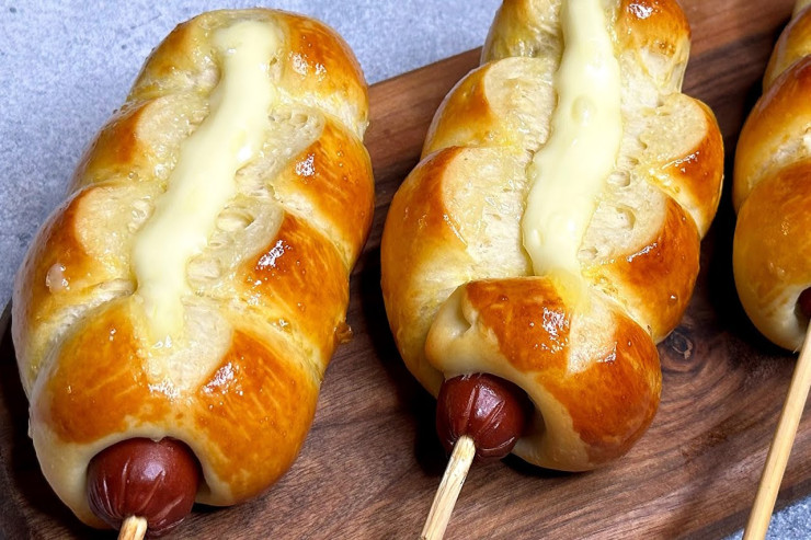 Çox asan hazırlanan yumşaq və çox dadlı "hotdog" resepti